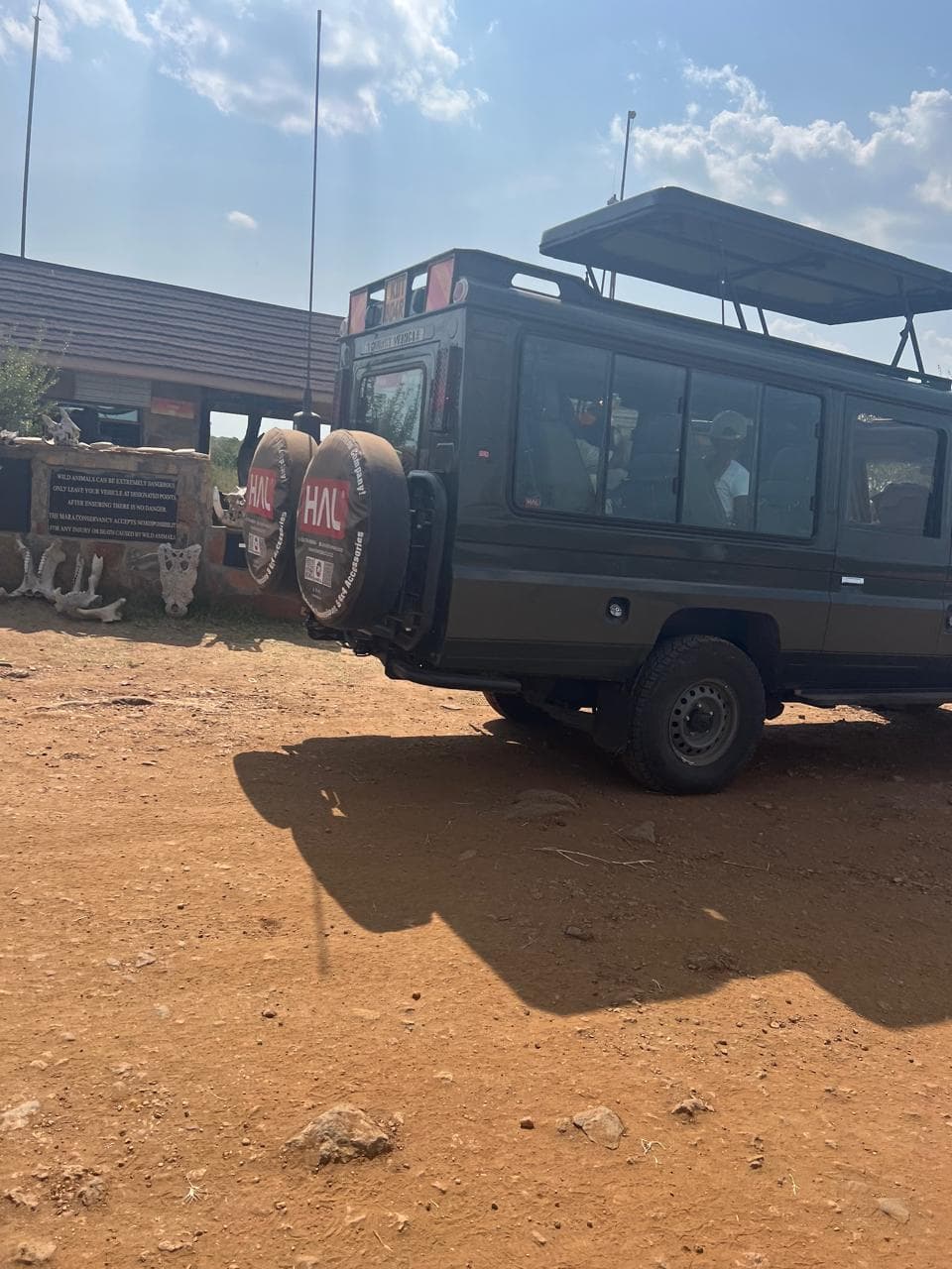 Scenic drive to Maasai Mara
